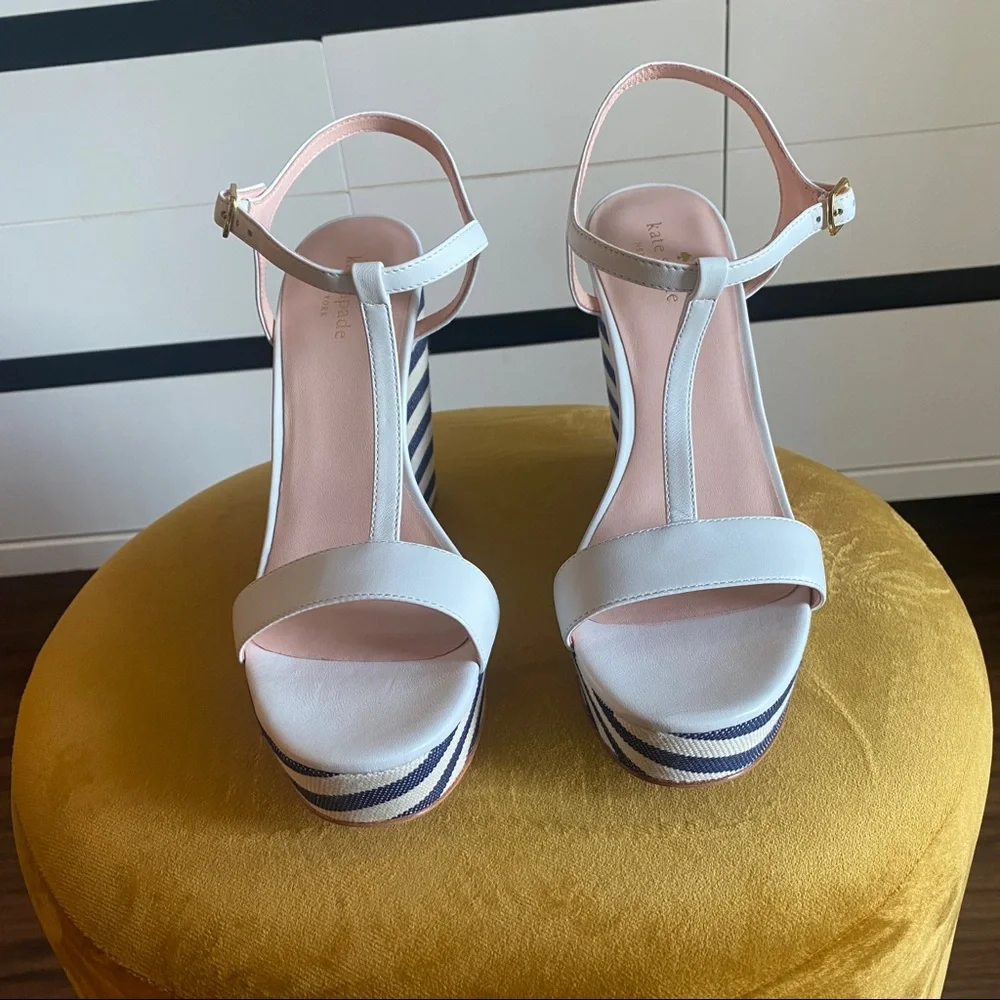 Kate Spade New York Deacon Lobster Embroidered Wedges Size 10 Runs like a 9-9.5 - Picture 4 of 10